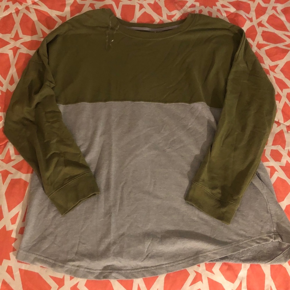 Love sweatshirt